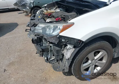 2014 Toyota Rav4 Xle z USA, uszkodzony, nr VIN 2T3WFREV4EW099202